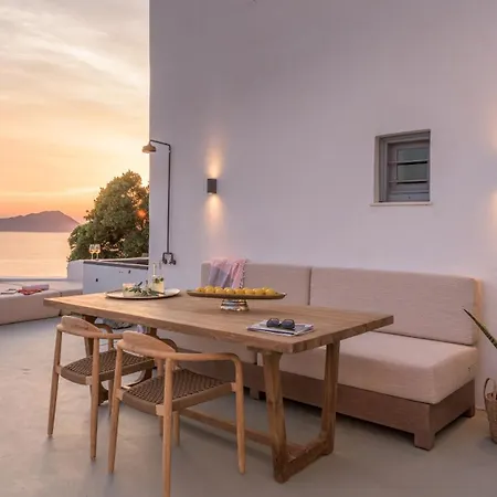 Sunset * Plaka (Milos)