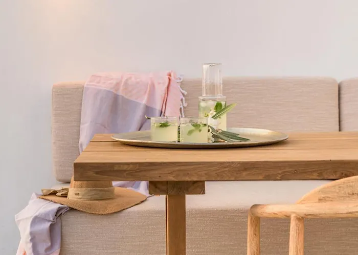 Sunset Plaka (Milos)