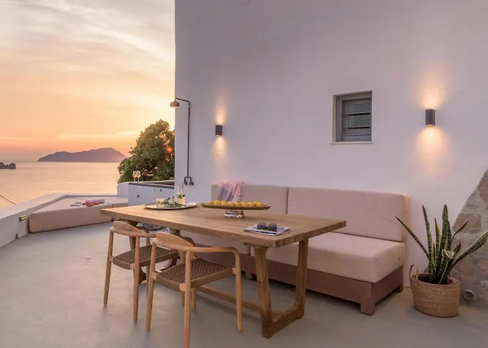 Sunset * Plaka (Milos)